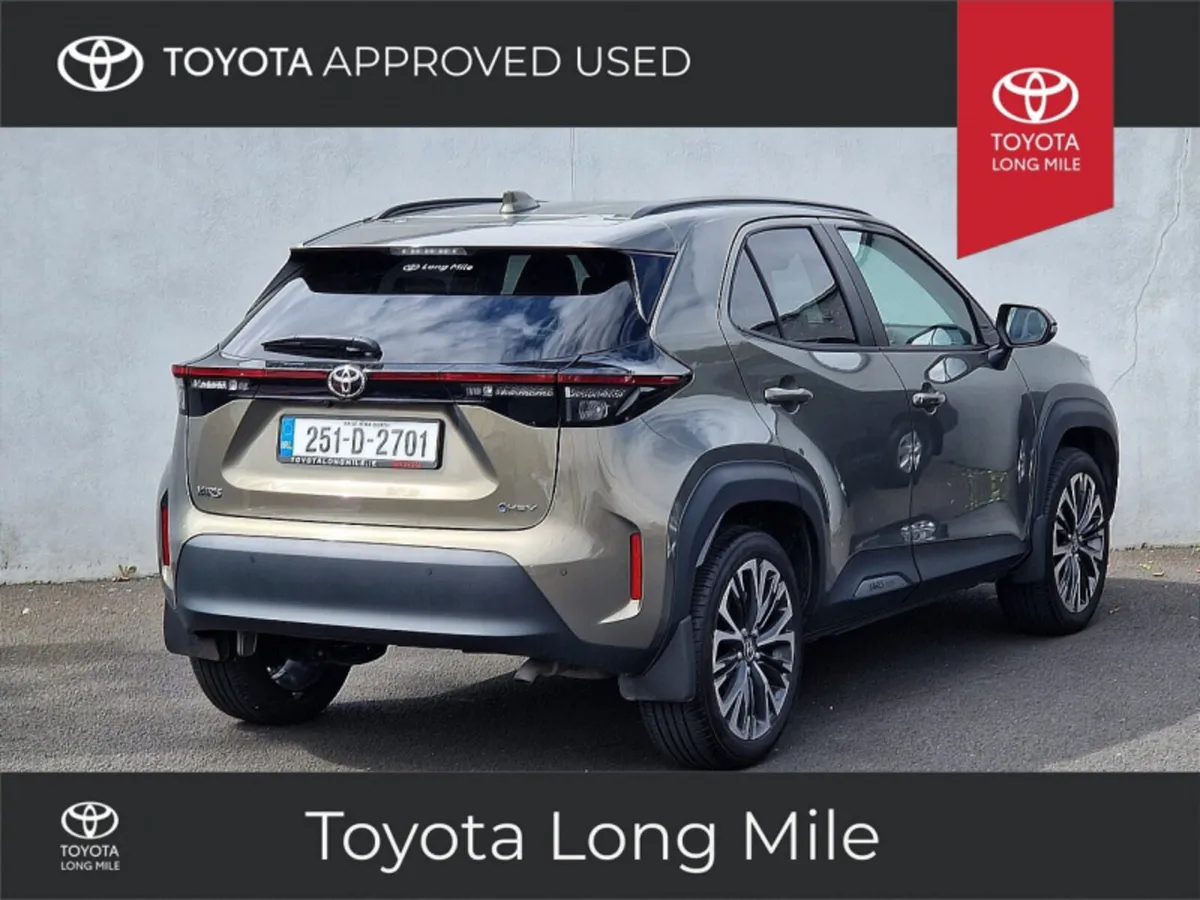 Toyota Yaris Cross 1.5 Hybrid Sol 5dr - Image 3