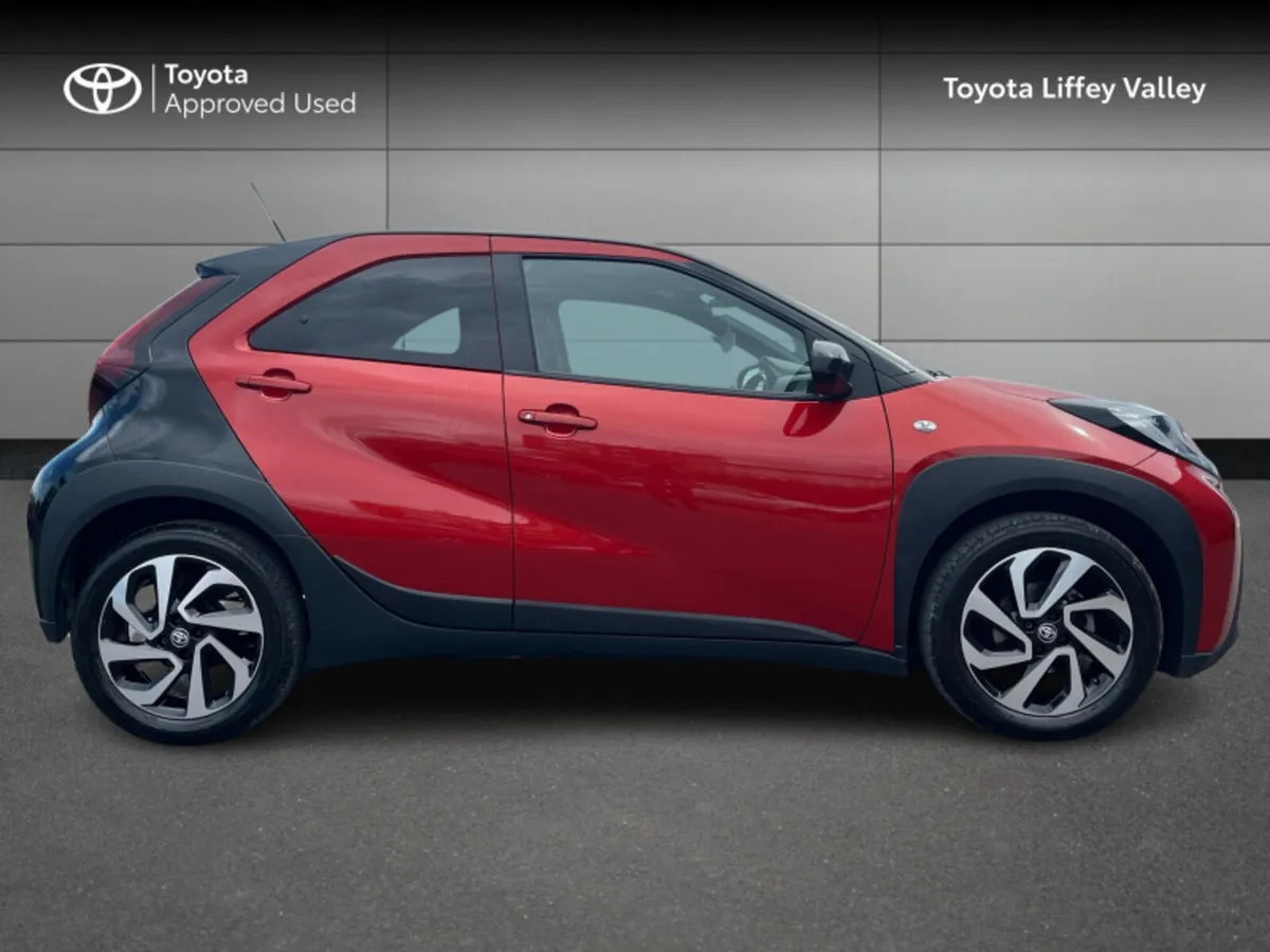 Toyota Aygo X 1.0 DESIGN 4DR - Image 3