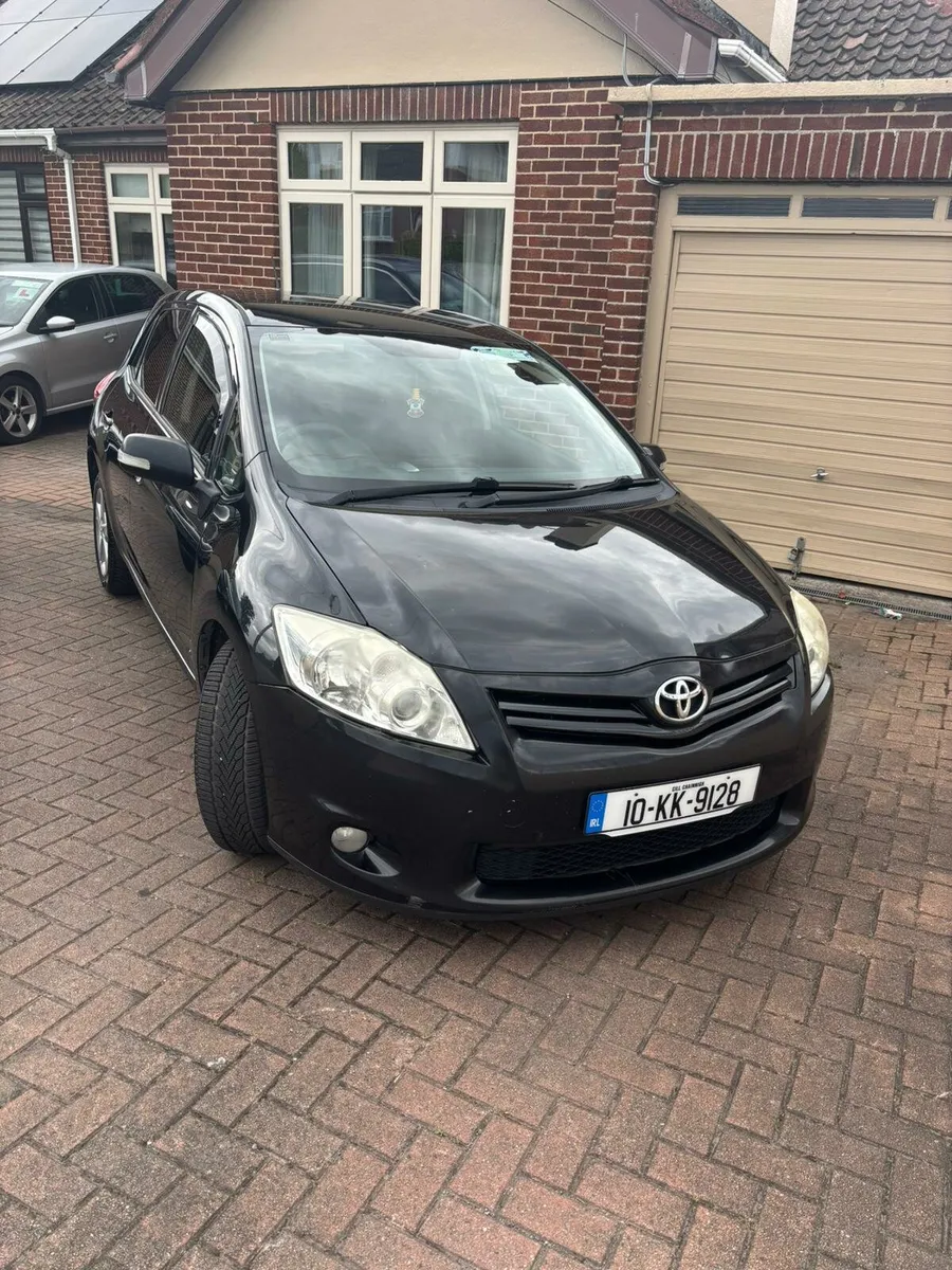 Toyota Auris - Image 1