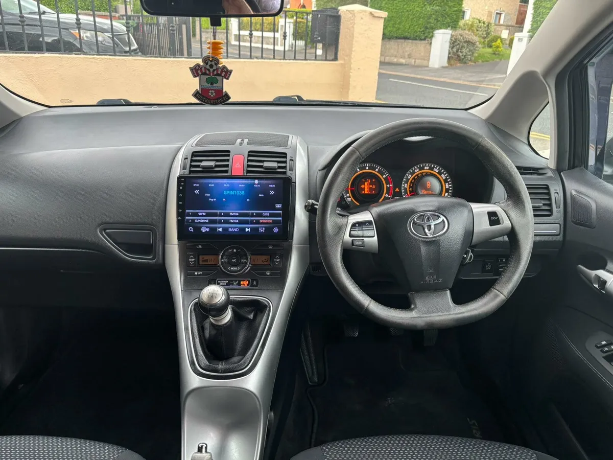 Toyota Auris - Image 4