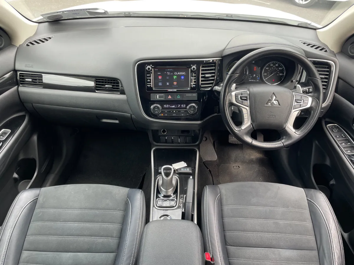 2.0 - PHEV 200BHP - AUTO - BLUETOOTH STREAMING - - Image 3