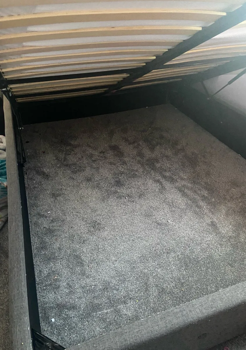 Bed - Image 3