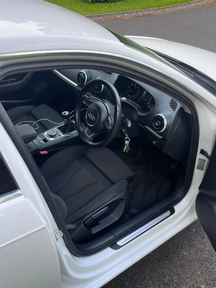 Audi A3 2015 - Image 3