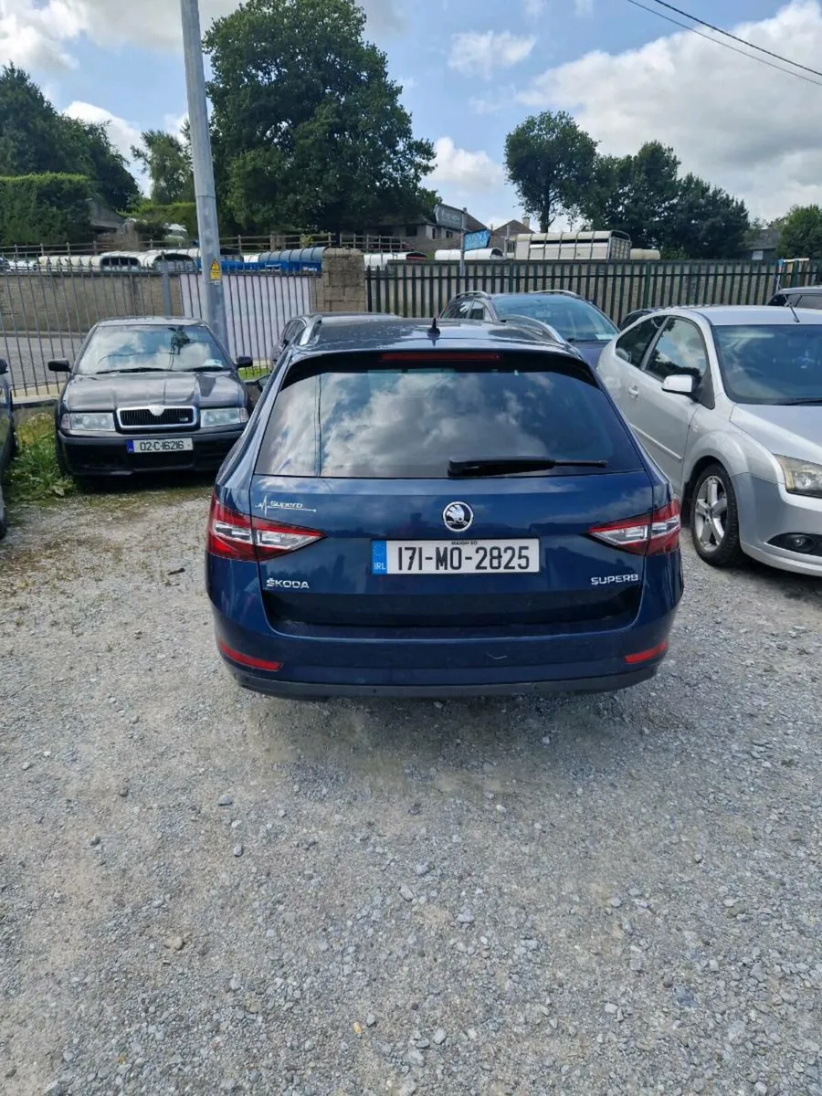 Skoda Superb needs work - Image 4
