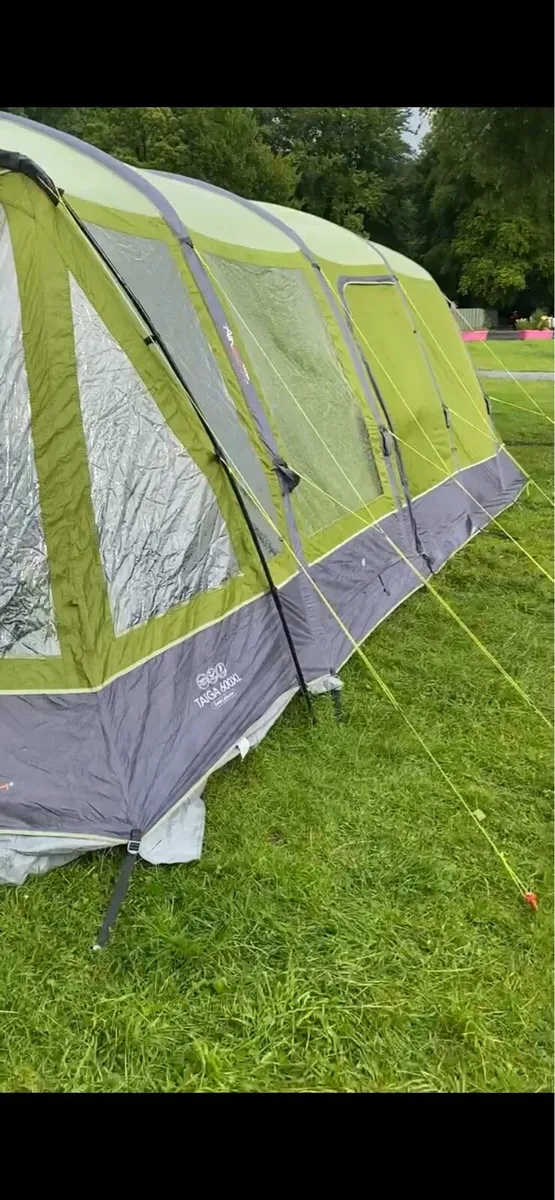 Tent - Image 2