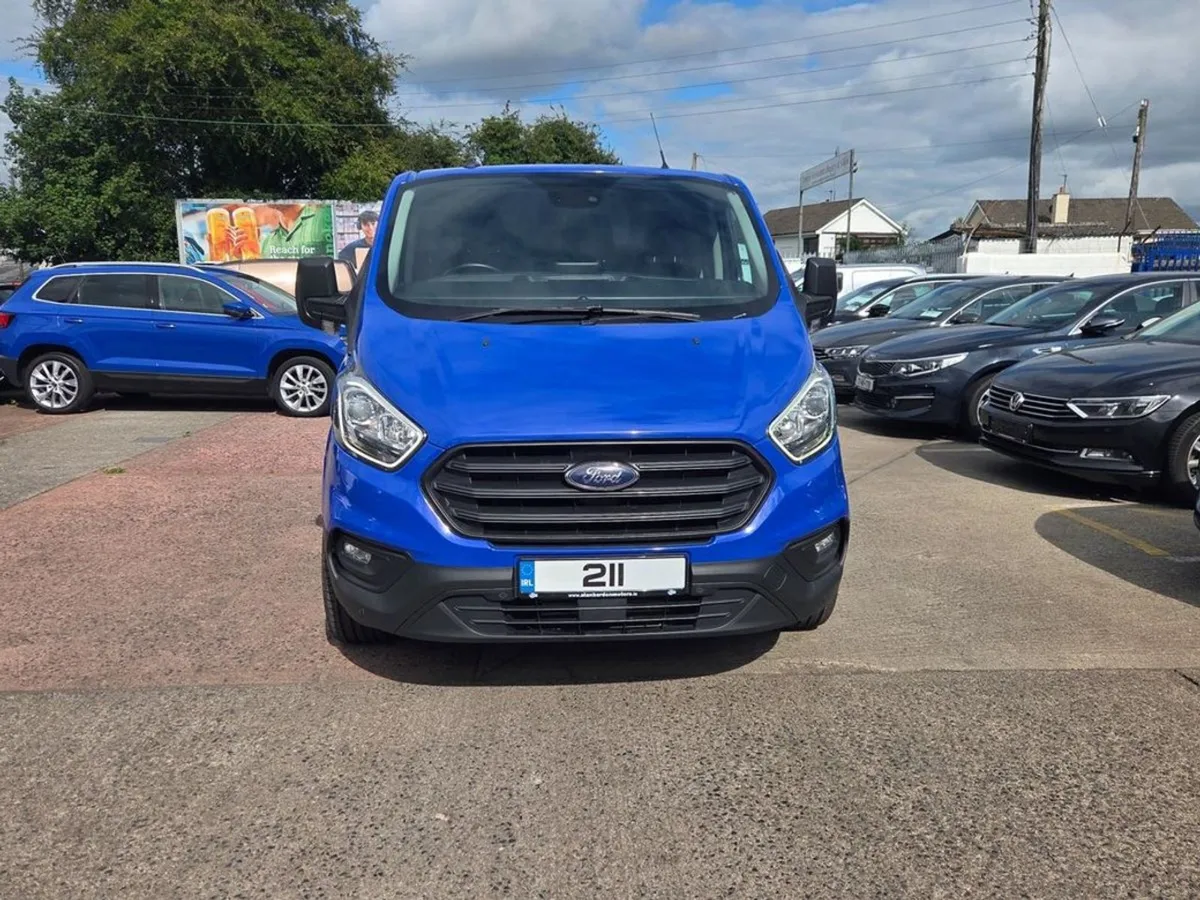 Ford Transit Custom 300 Trend P/V Ecoblue - Image 4