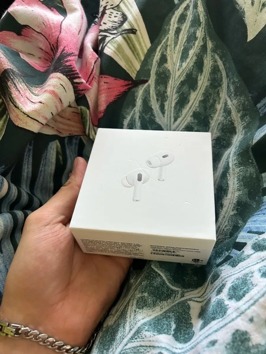 Airpods Pro 2nd generation - Image 1