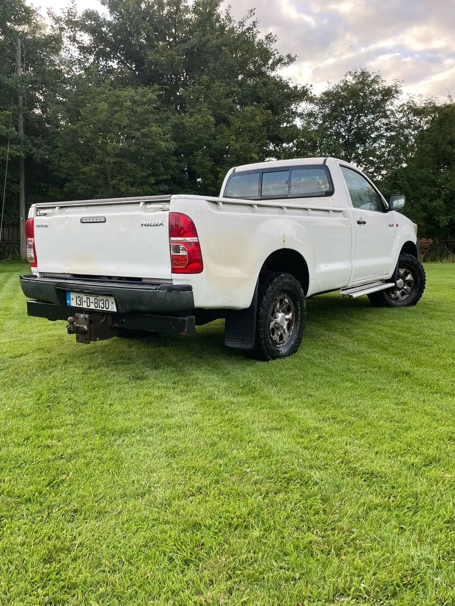 Toyota Hilux - Image 3