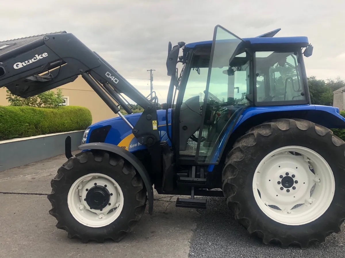 2007 New Holland  TL 100A - Image 3