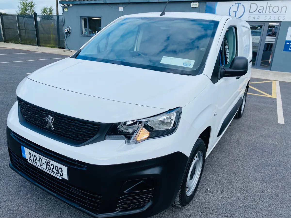 PEUGEOT PARTNER ACTIVE 1.5 HDI 3 SEAT 2021 (212) - Image 1