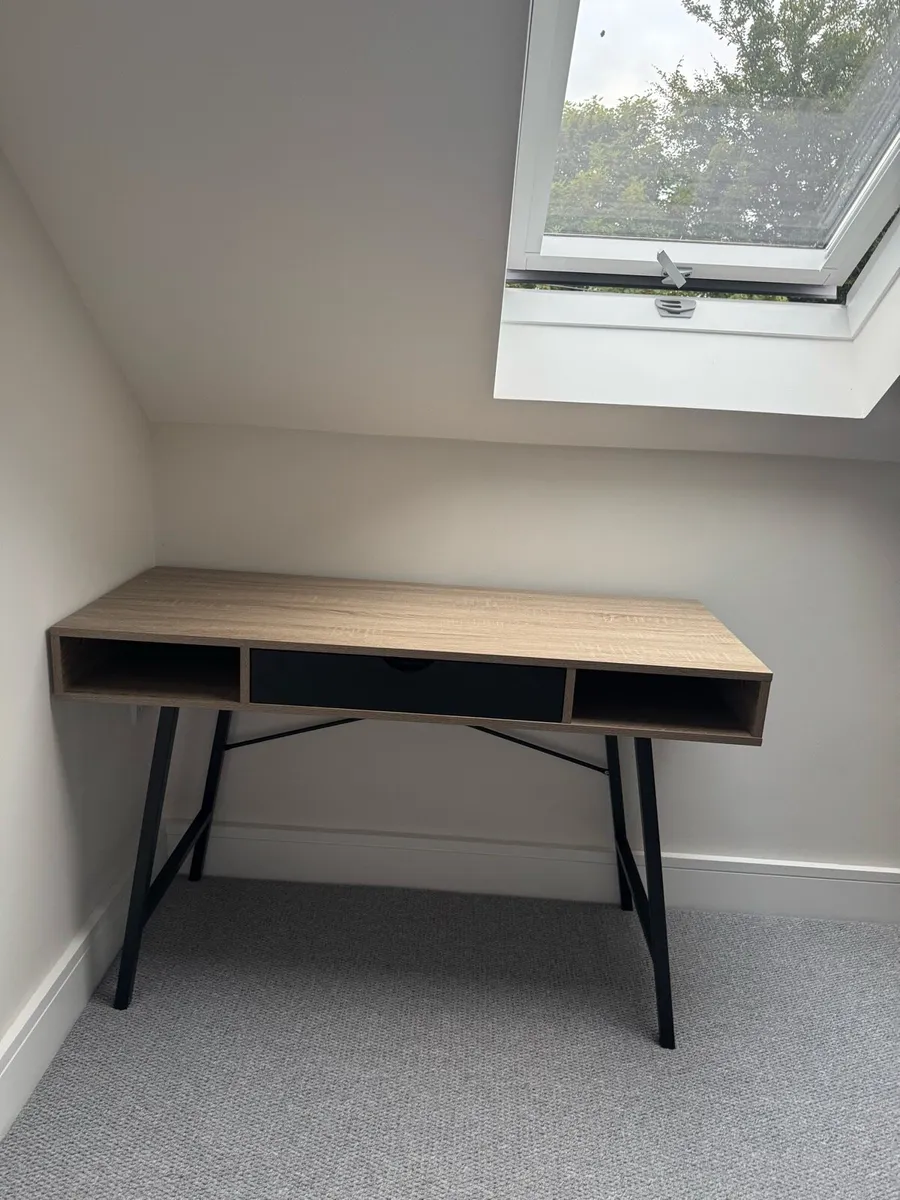 Desk - Image 1