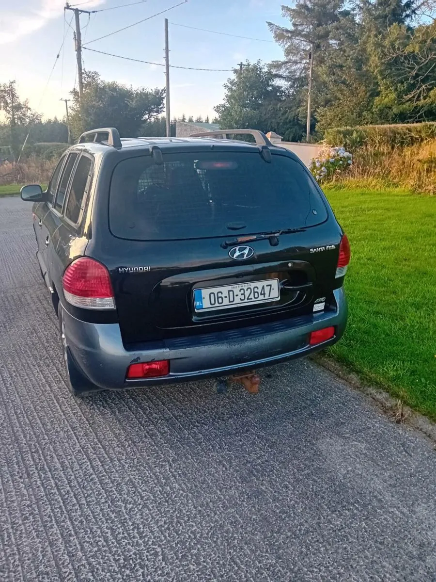 Hyundai santa fe - Image 3