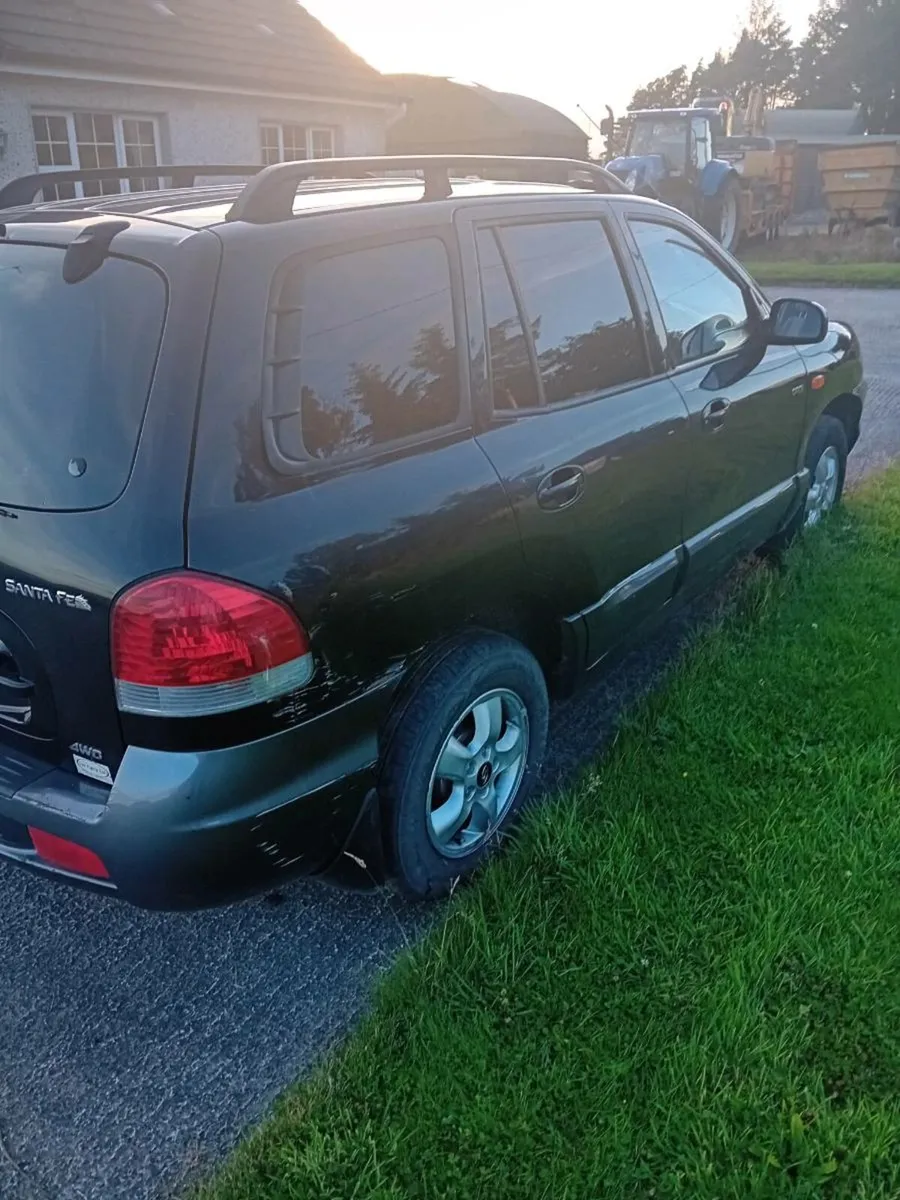 Hyundai santa fe - Image 4