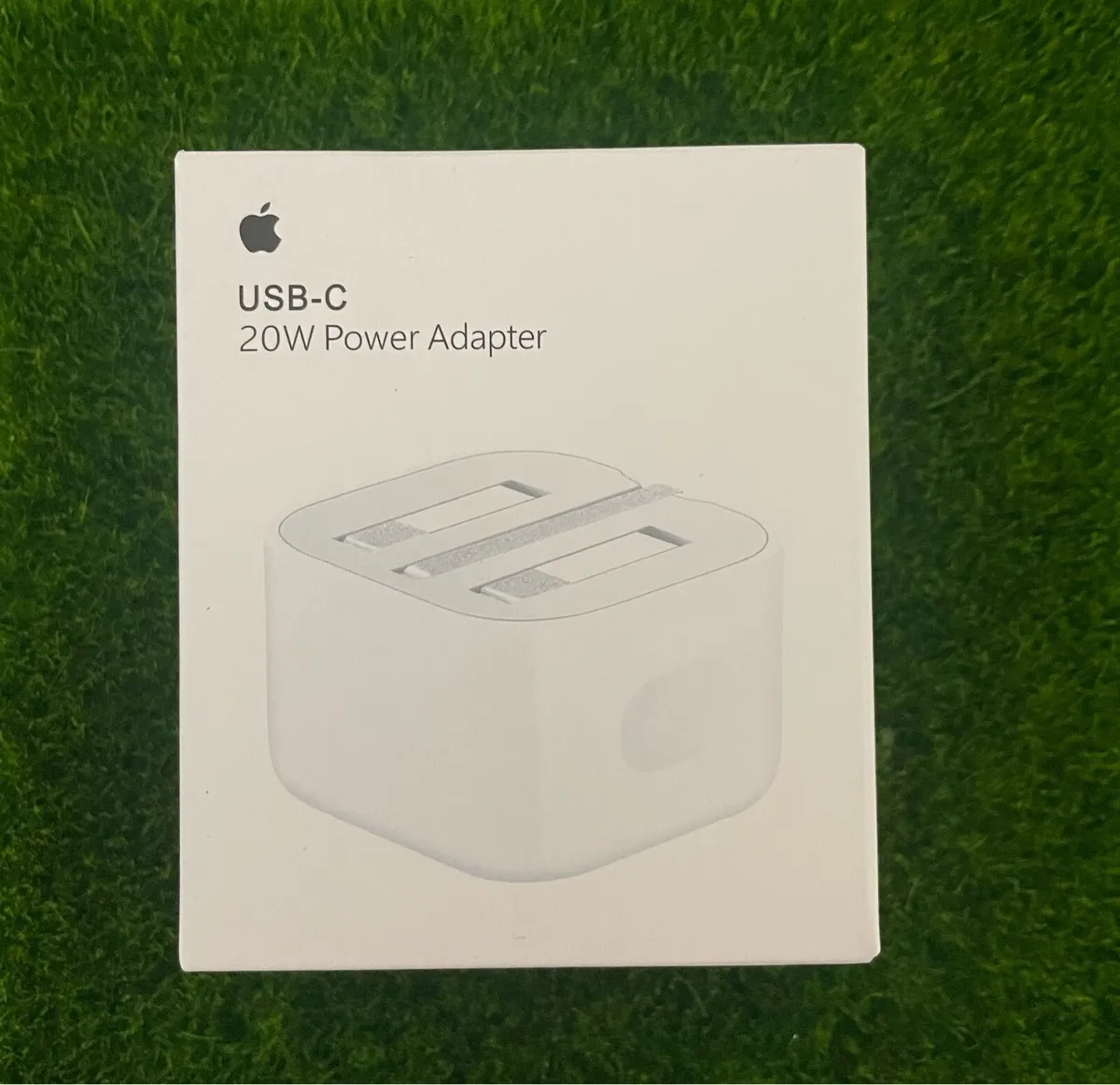 Apple 20W USB-C power adopter - Image 1