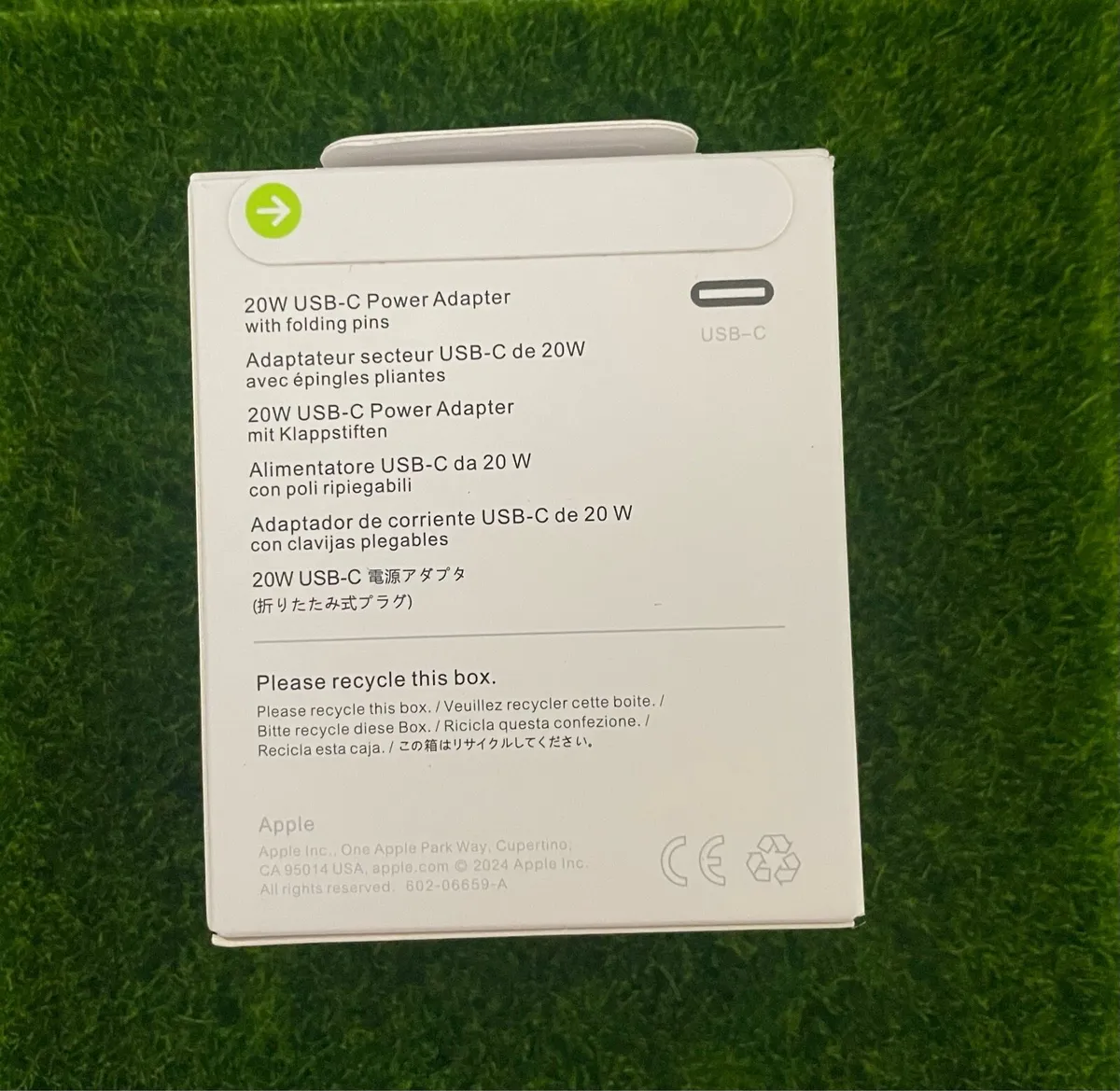 Apple 20W USB-C power adopter - Image 3