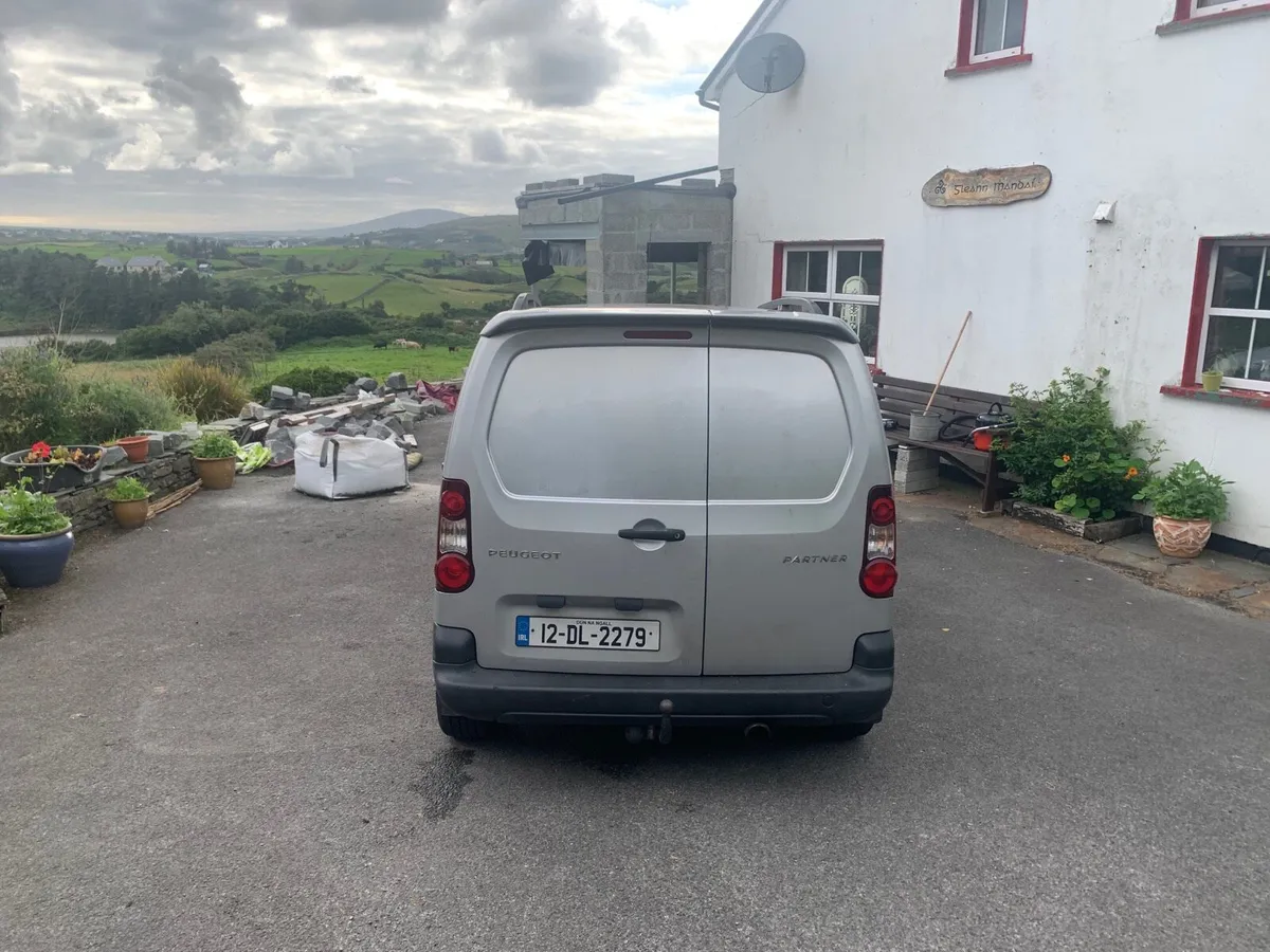 Peugeot Partner Van - Image 4