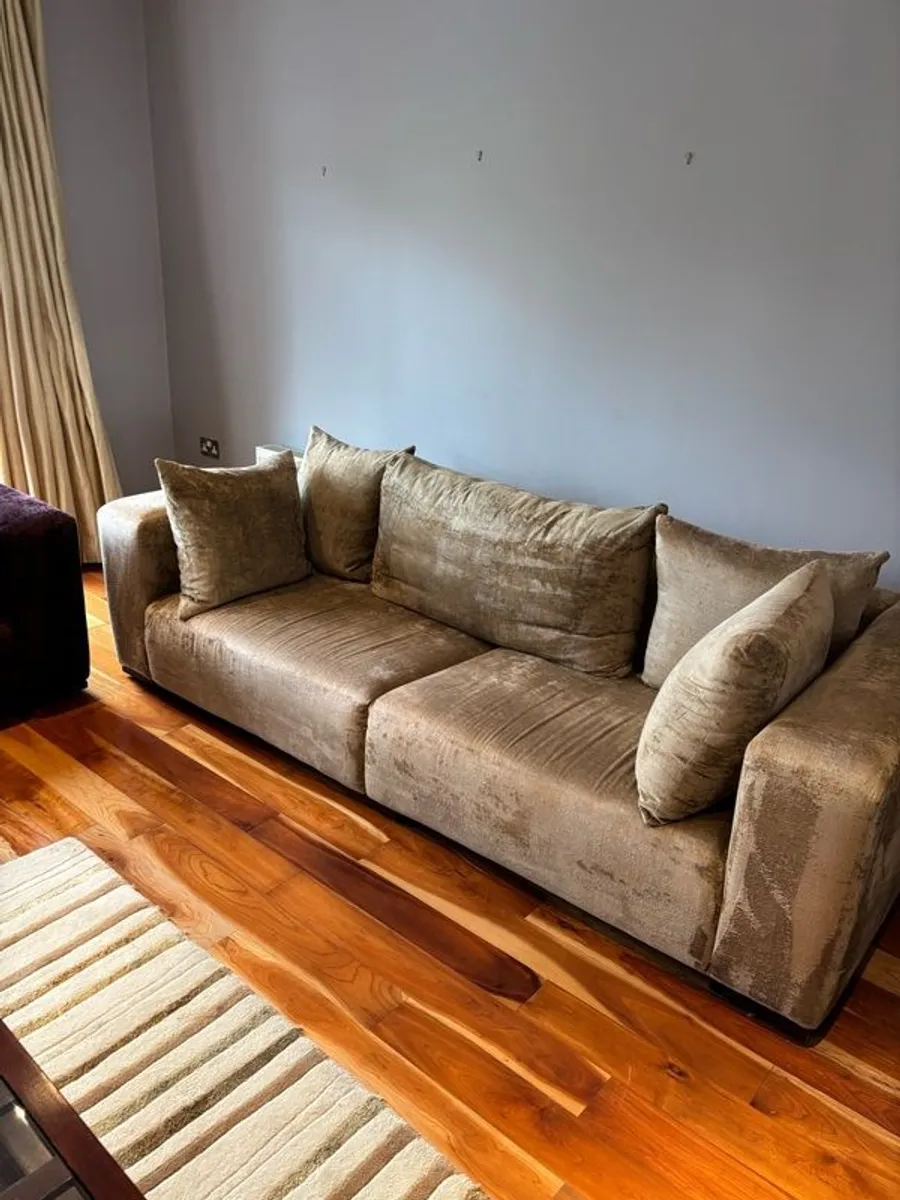 Suite - Image 2