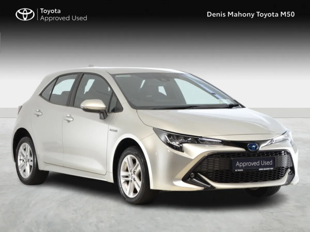 Toyota Corolla Luna Hatchback Auto - Image 1