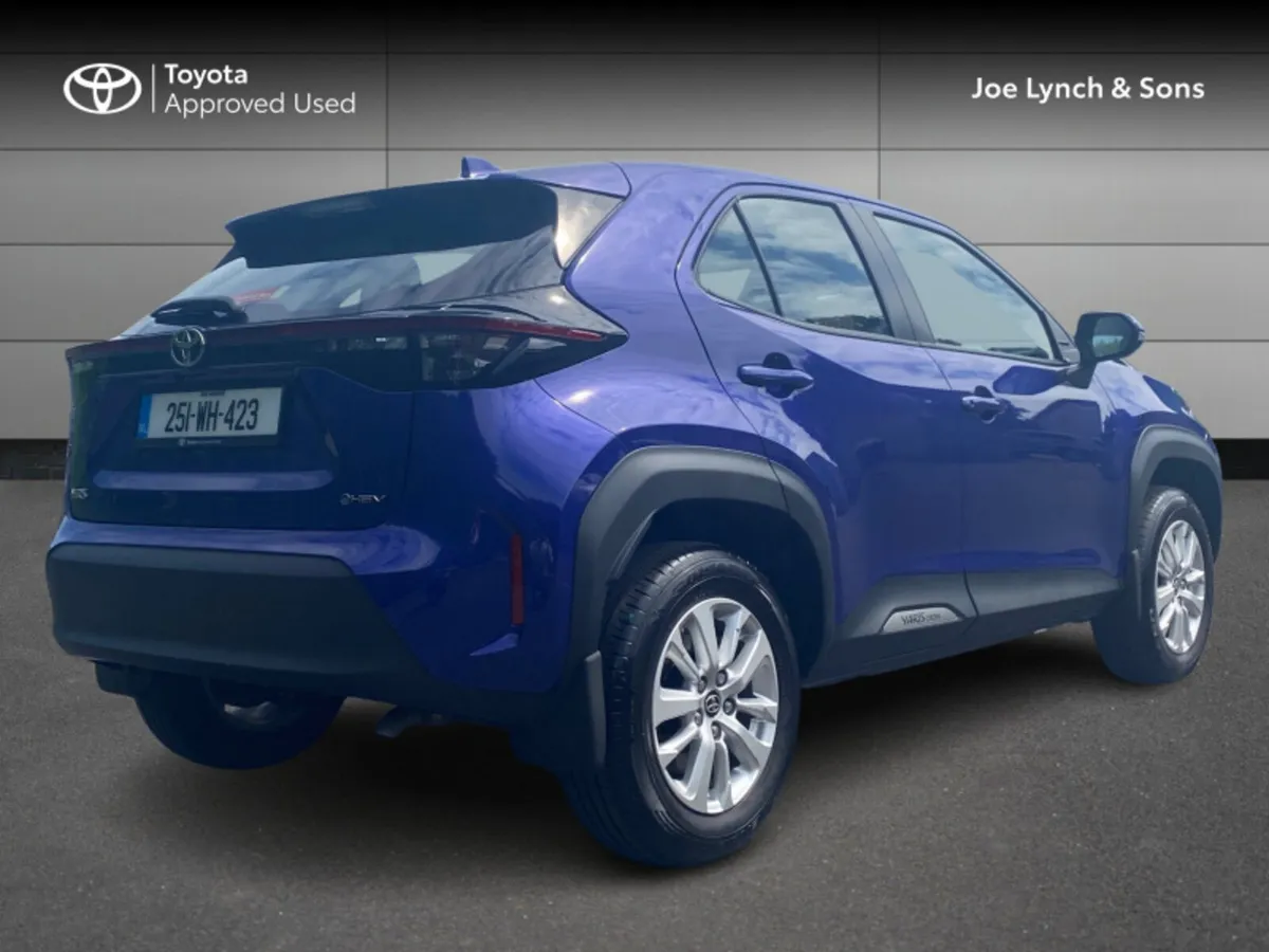 Toyota Yaris Cross YARIS CROSS LUNA - Image 2