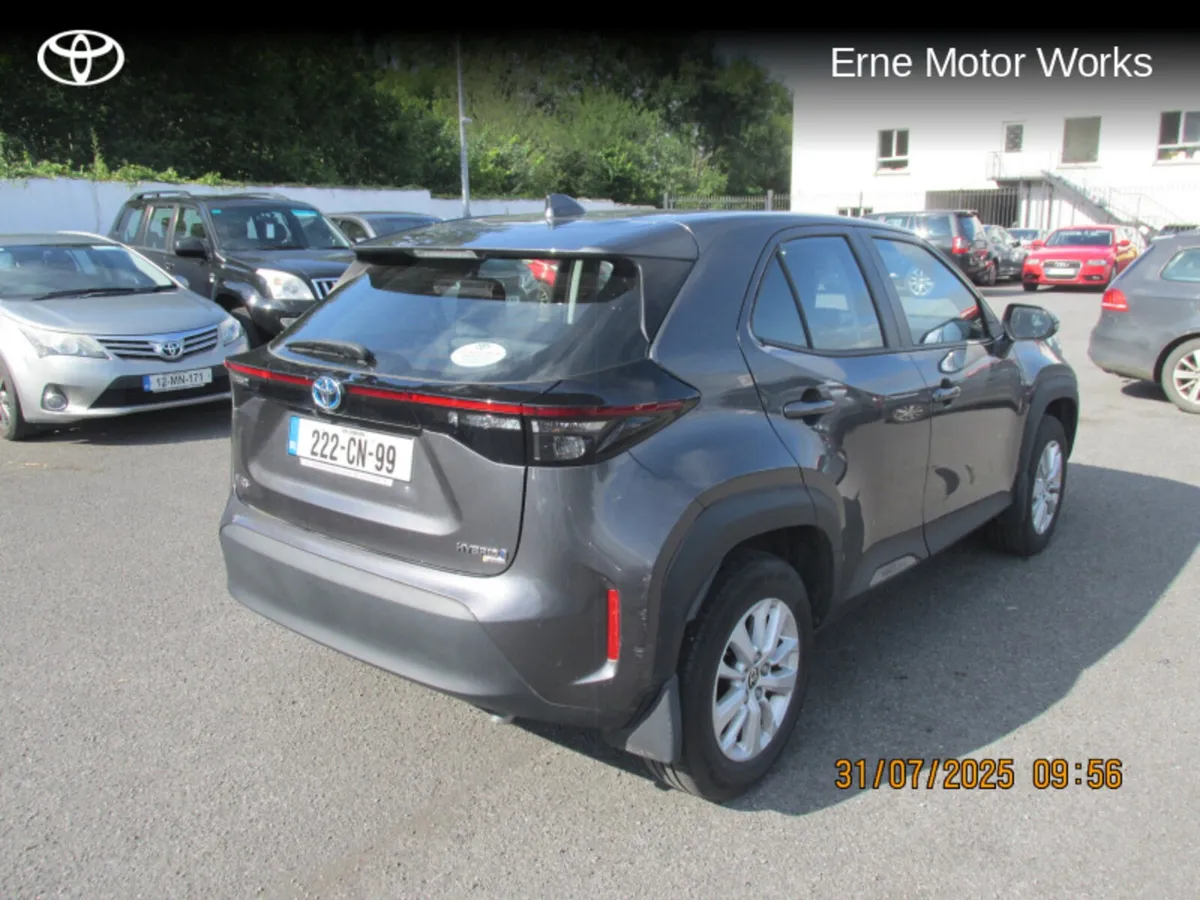 Toyota Yaris Cross YARIS CROSS LUNA - Image 2