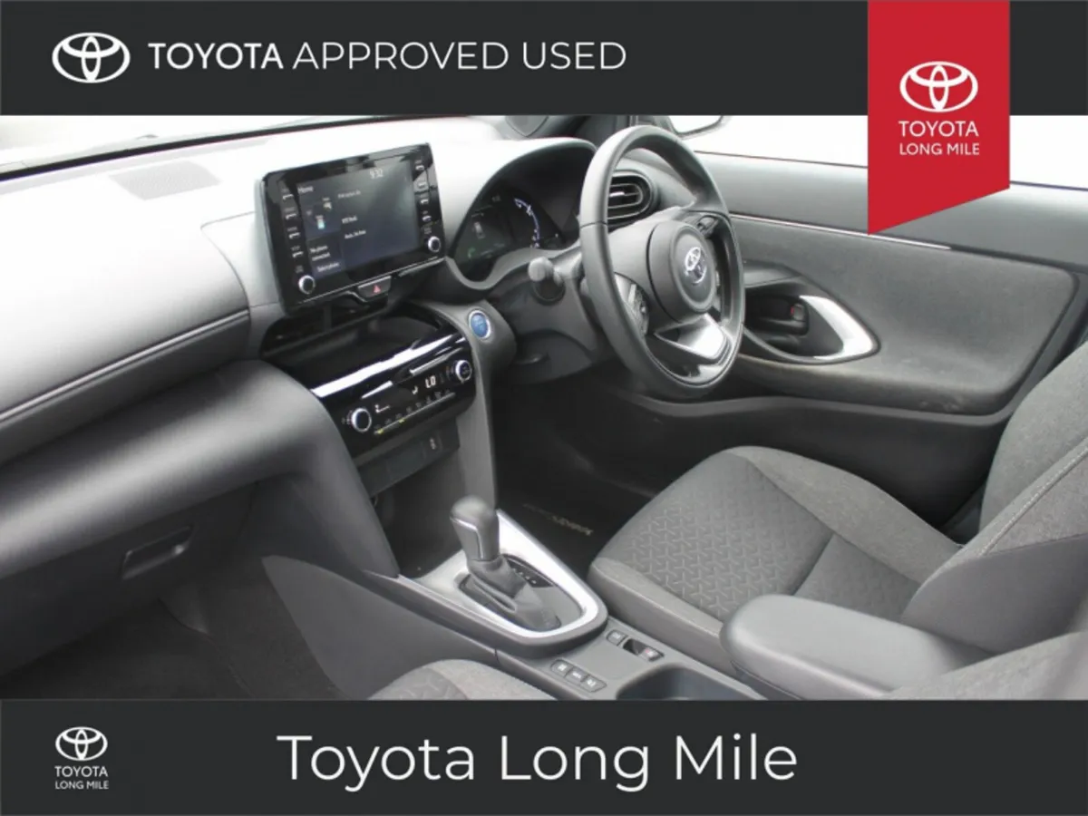 Toyota Yaris Cross 1.5 Hybrid Luna Sport 5dr - Image 4