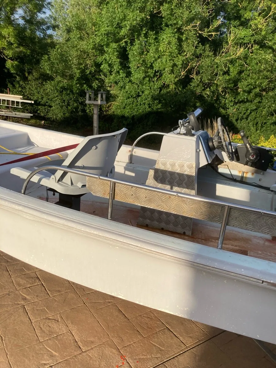 Boat - Image 1