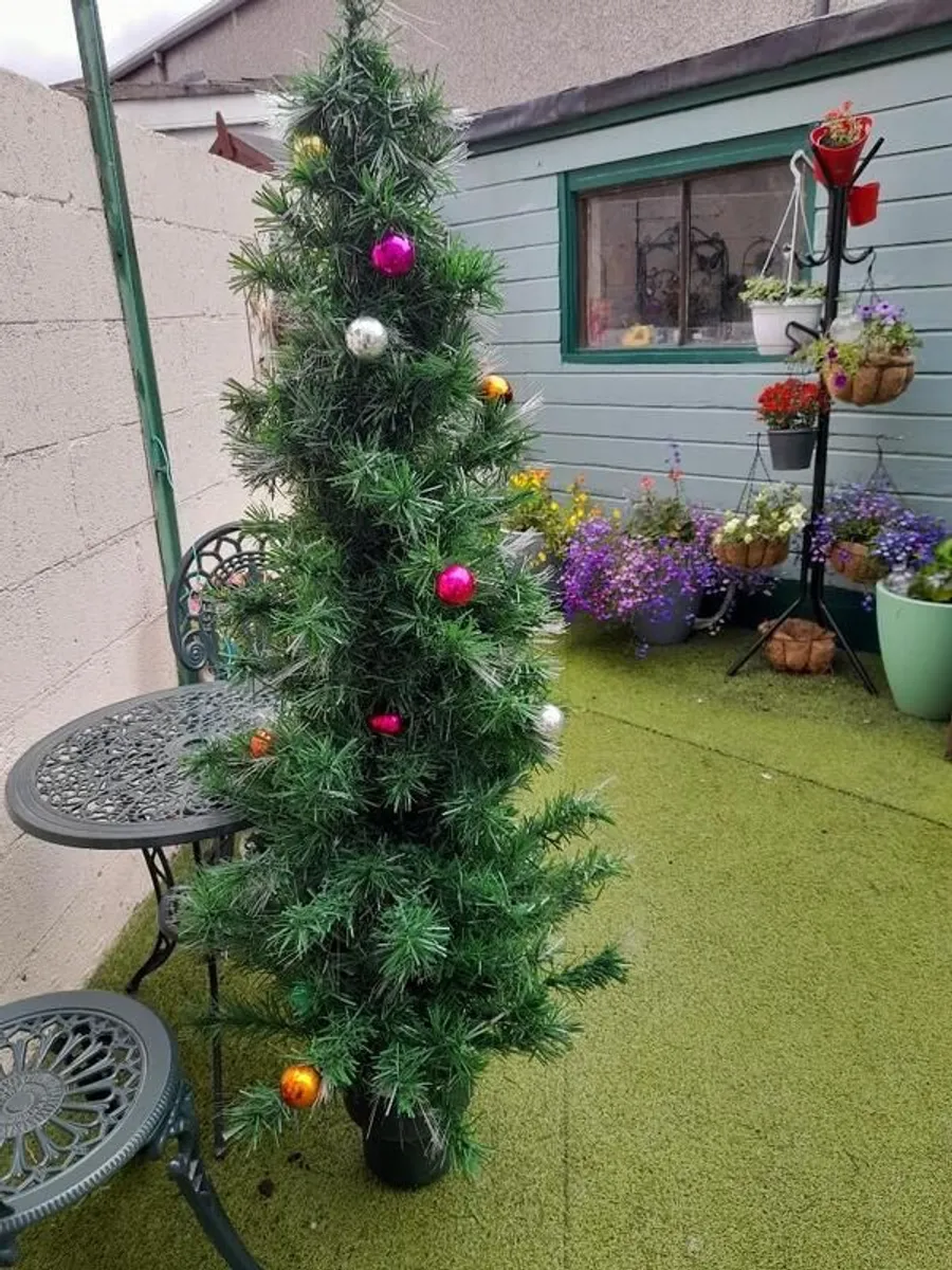 Free to Take Away...Artificial Christmas Tree - Image 3