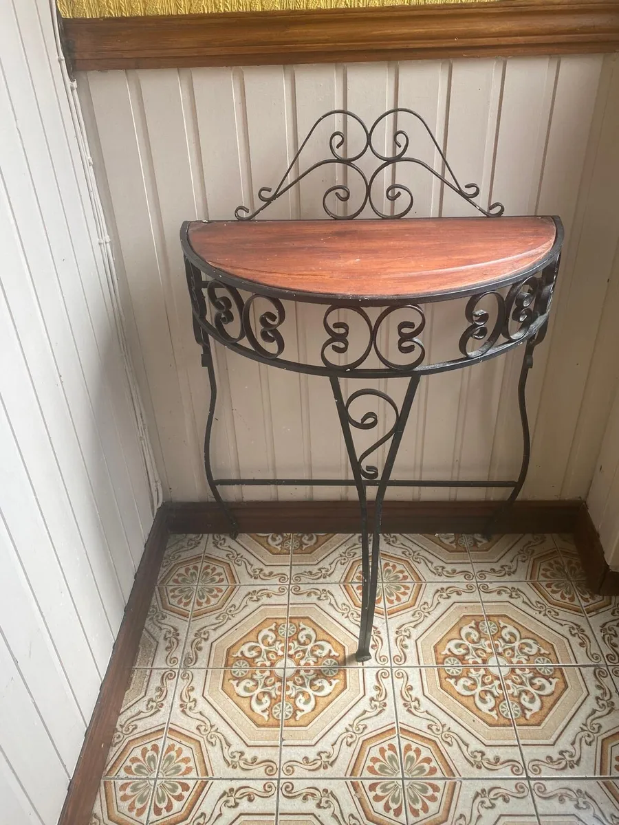 Side table - Image 1