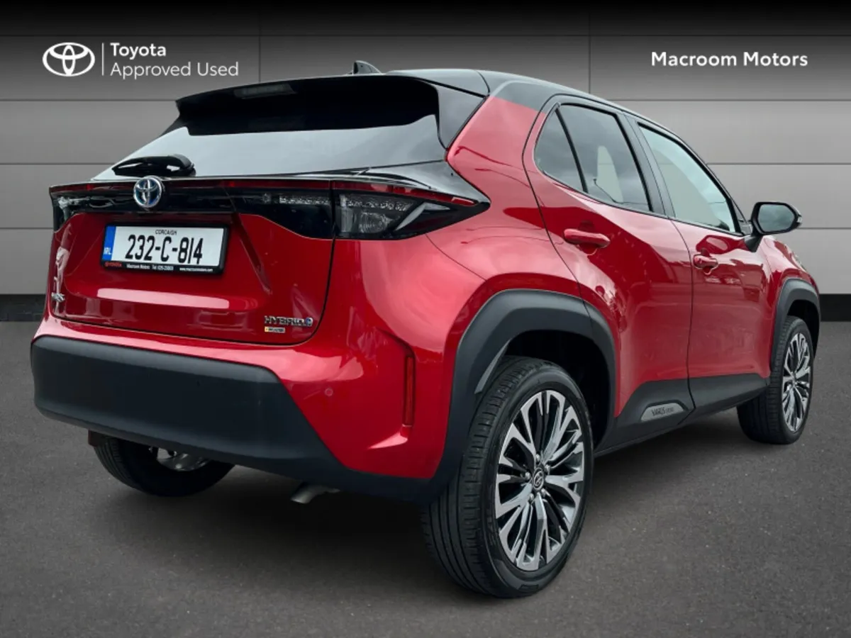 Toyota Yaris CR CROSS SOL 4DR AUTO - Image 2