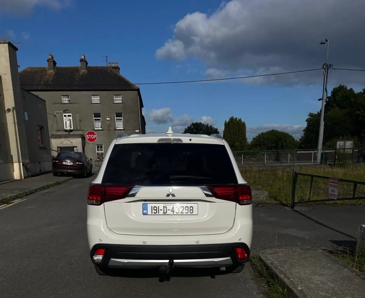 2019 Mitsubishi Outlander AWD New Test 08/26 - Image 4