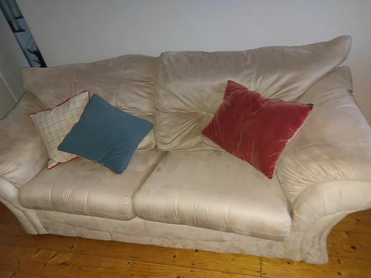Furniture  couch and arm chair - Image 2