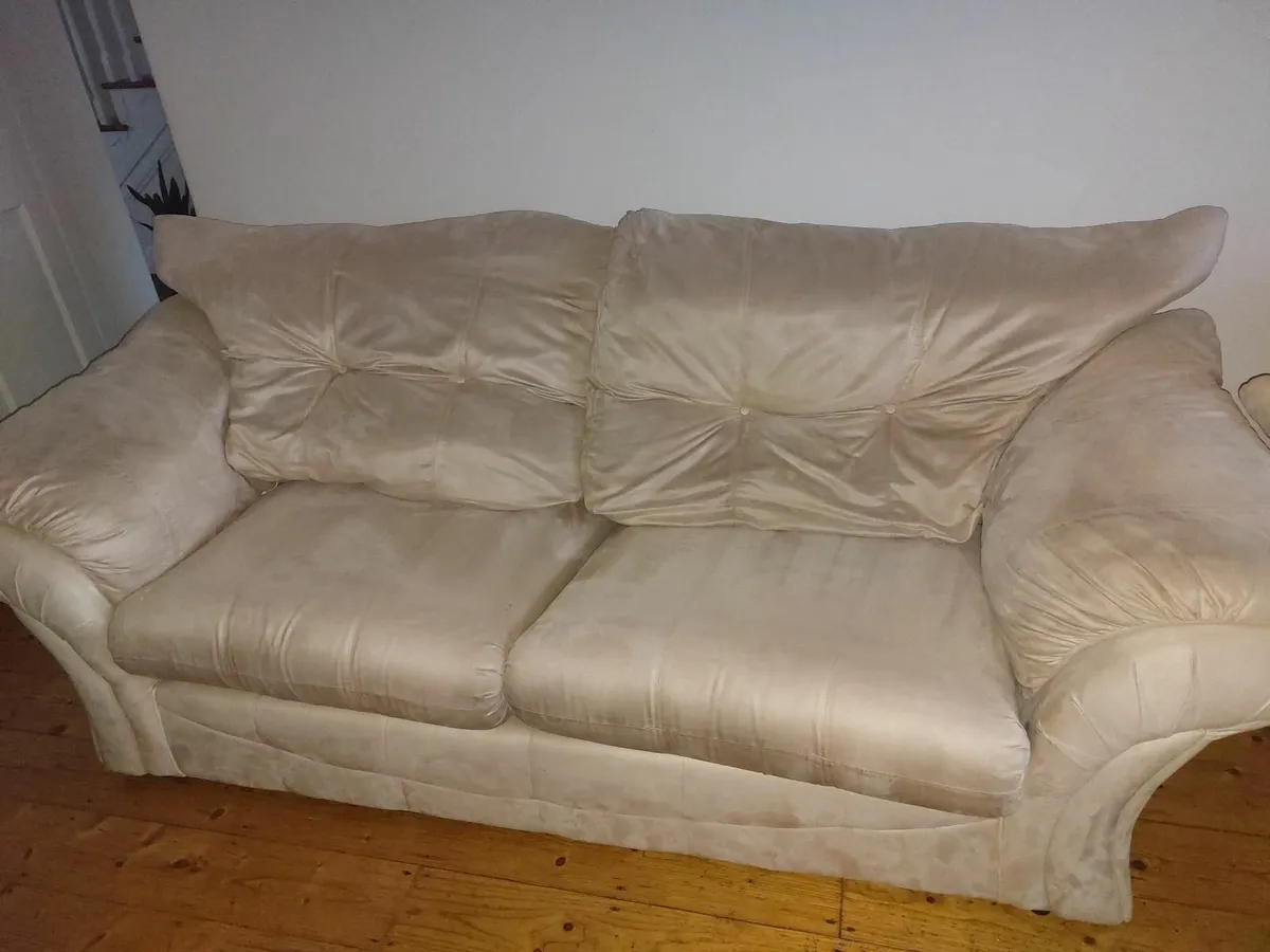 Furniture  couch and arm chair - Image 3