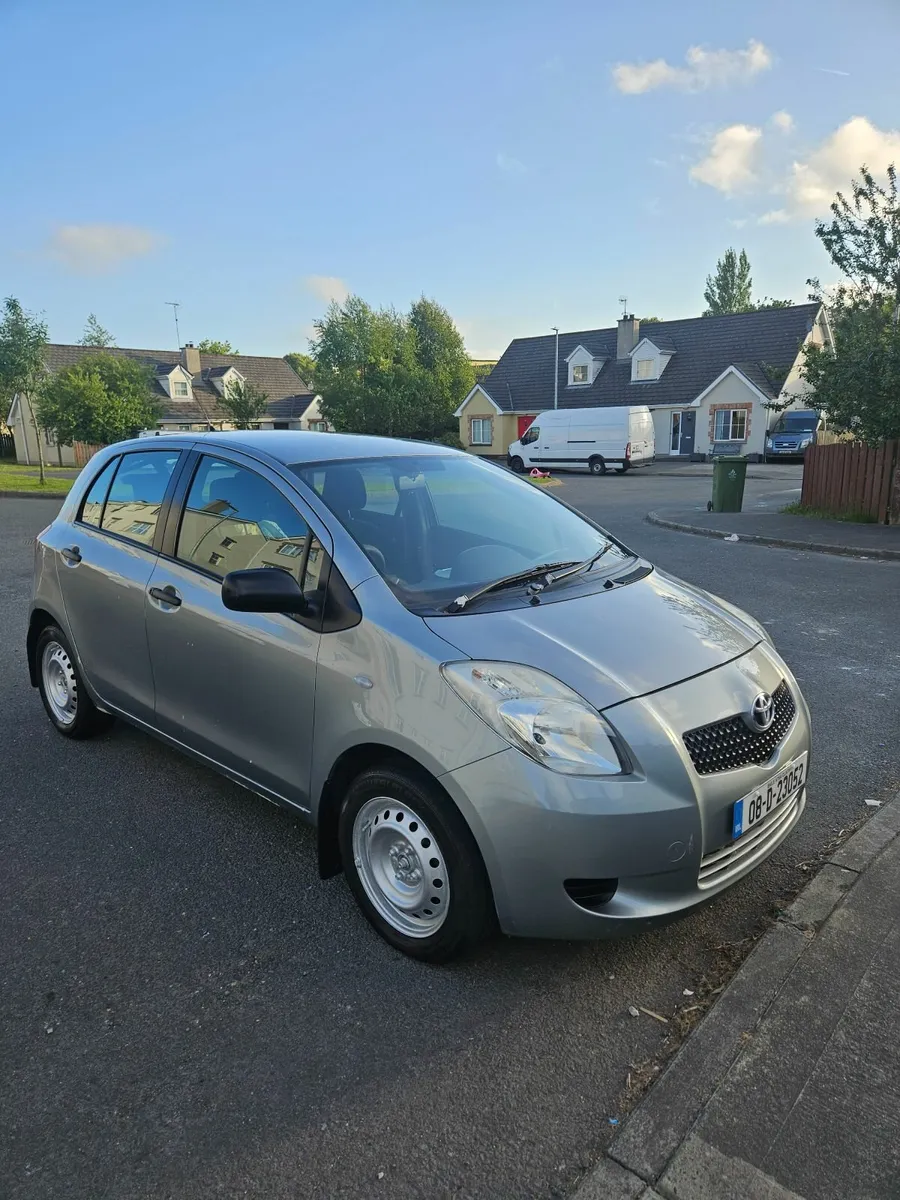 Toyota Yaris 2008 - Image 1