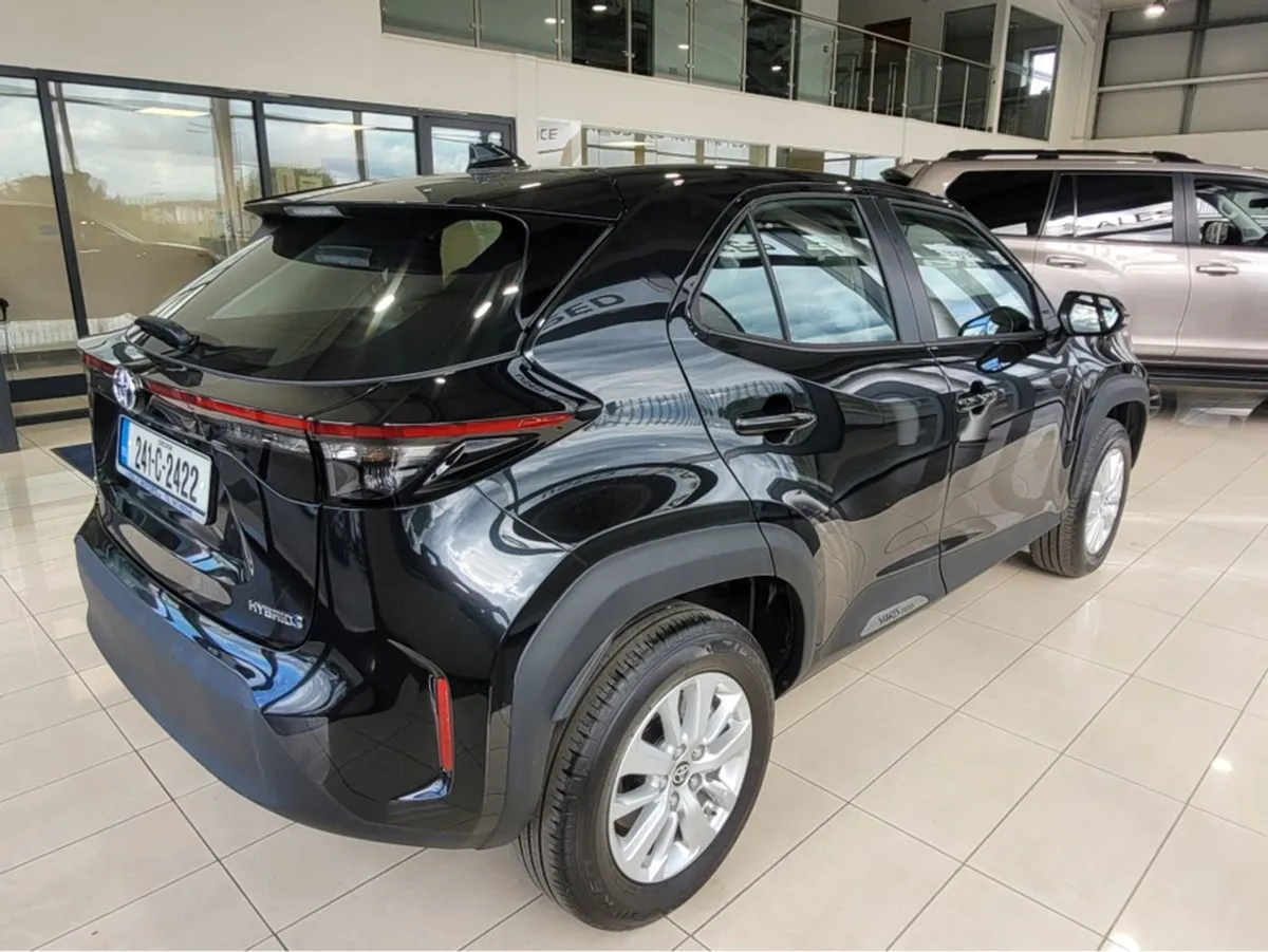 Toyota Yaris Luna 4DR Auto - Image 4