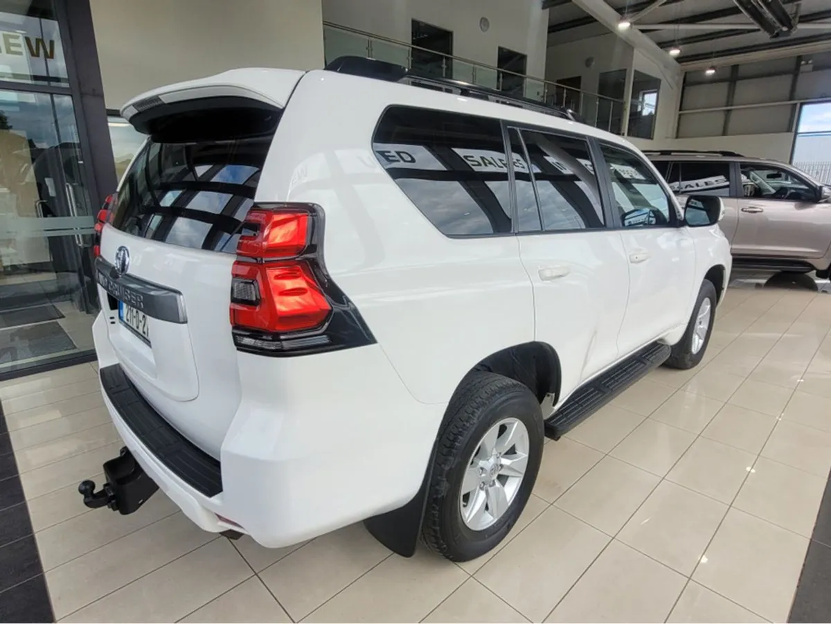 Toyota Landcruiser LWB Commercial Automatic - Image 4