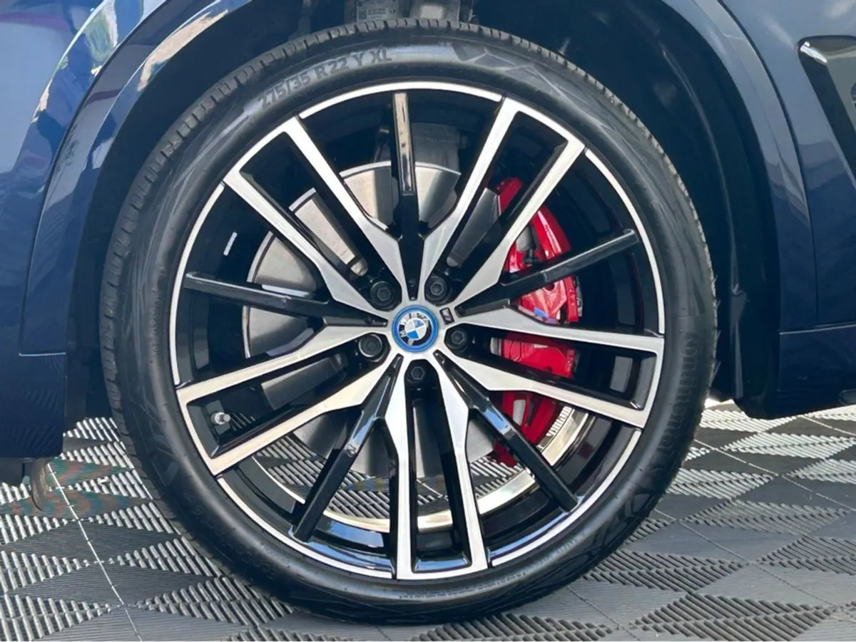 BMW X5 Xdrive50e M Sport PRO - Silverstone Leathe - Image 4