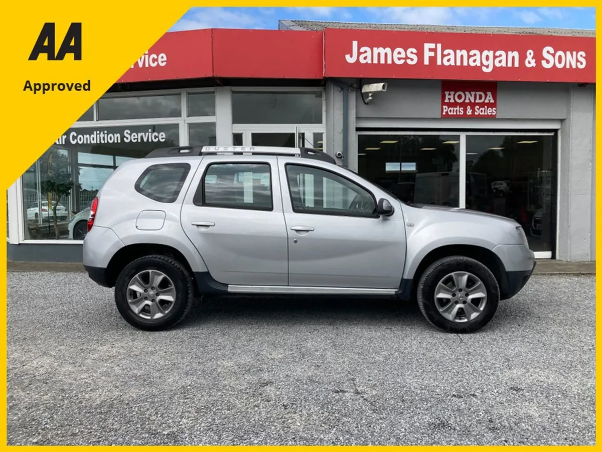 Dacia Duster Signature 1.5 DCI 110 4 4DR - Image 3