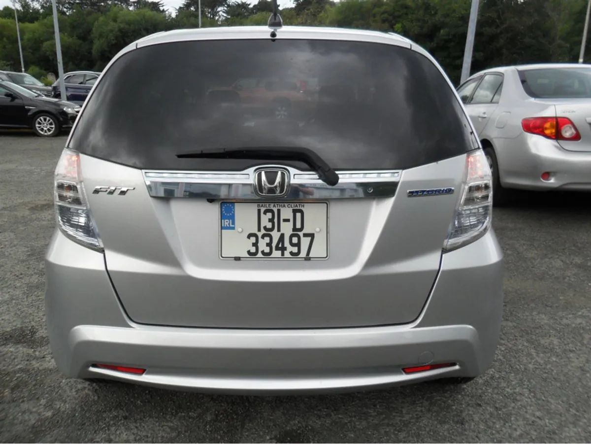 Honda Jazz 1.3 GP1 CVT Hybrid 5DR Auto Daa-gp1 - Image 4