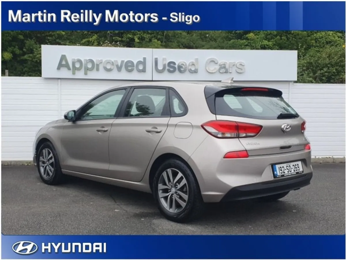 Hyundai i30 1.0 Deluxe - Image 3