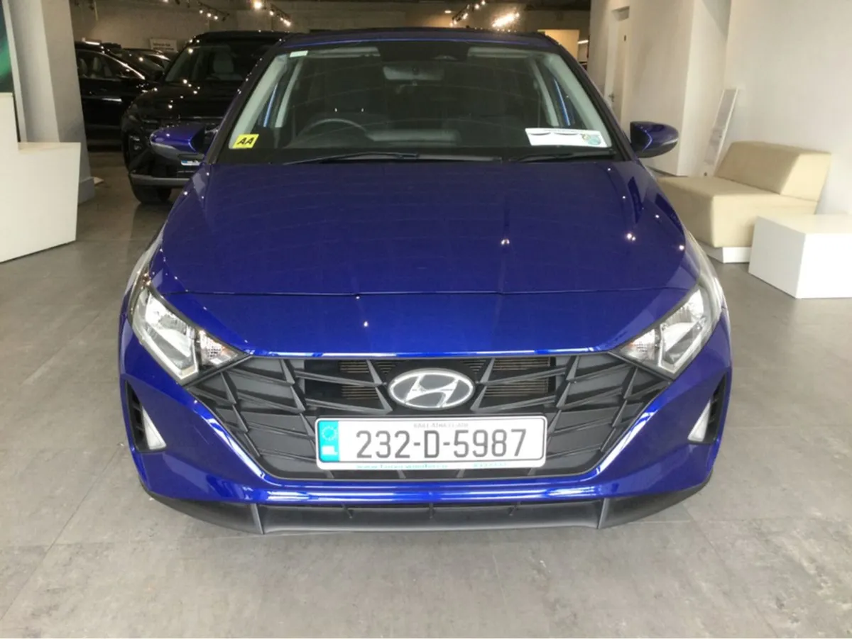 Hyundai i20 Deluxe Plus - Image 4