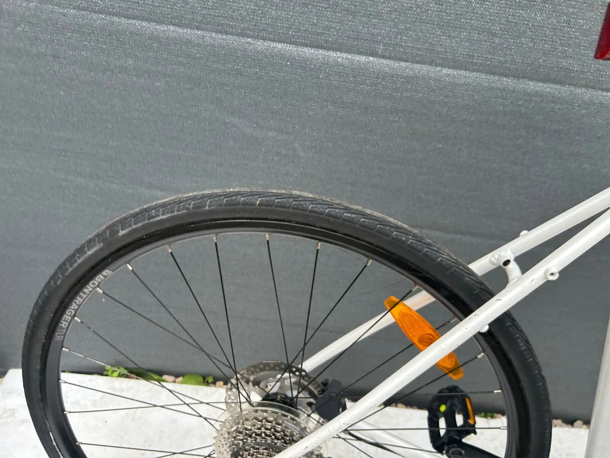 Trek FX3 - Image 4