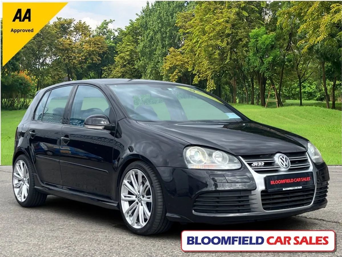 Volkswagen Golf R32  Automatic // Super Low Milea - Image 1