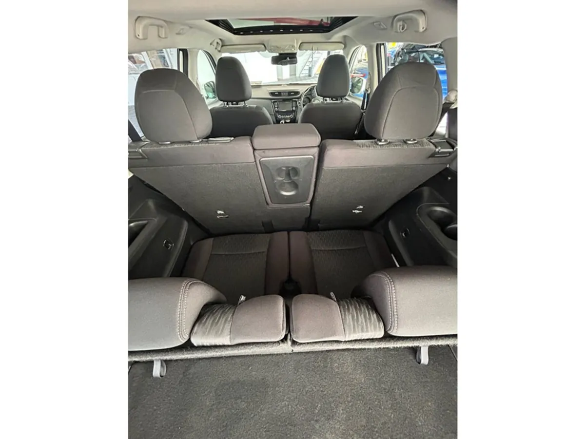 Nissan X-Trail N-connecta DCI 1.6 Visia 130BHP 7S - Image 3