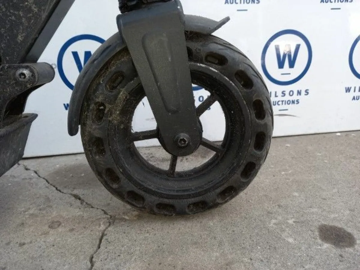 Online Auction Of A Zinc Electric Scooter & More! - Image 4
