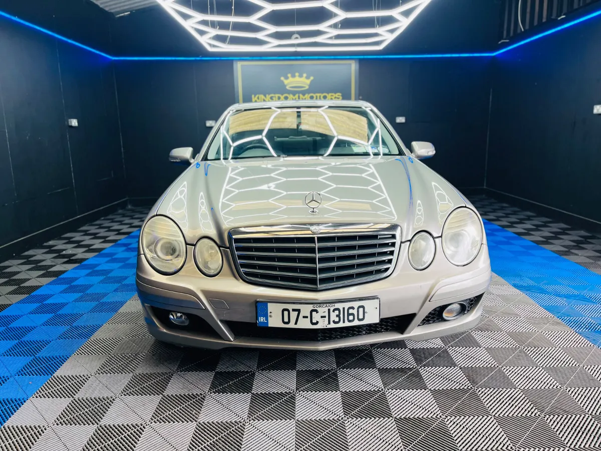 Mercedes-Benz E220,Automatic,NCT 03/26 - Image 3