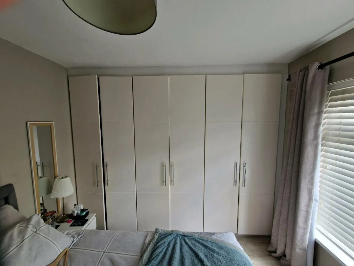Fitted wardrobes - Image 1