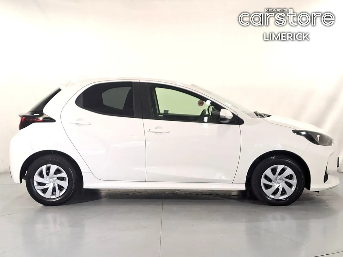 Toyota Yaris Hybrid Auto 5DR - Image 2