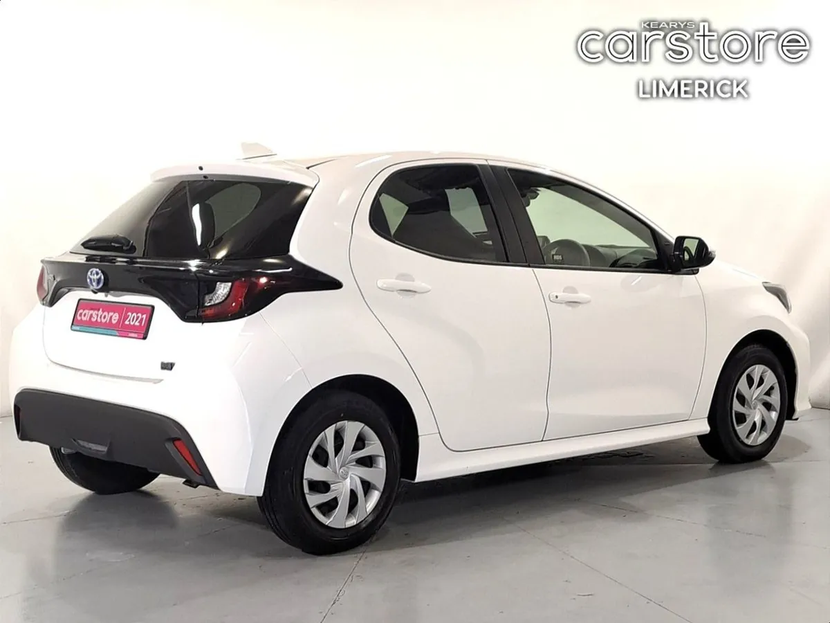 Toyota Yaris Hybrid Auto 5DR - Image 3