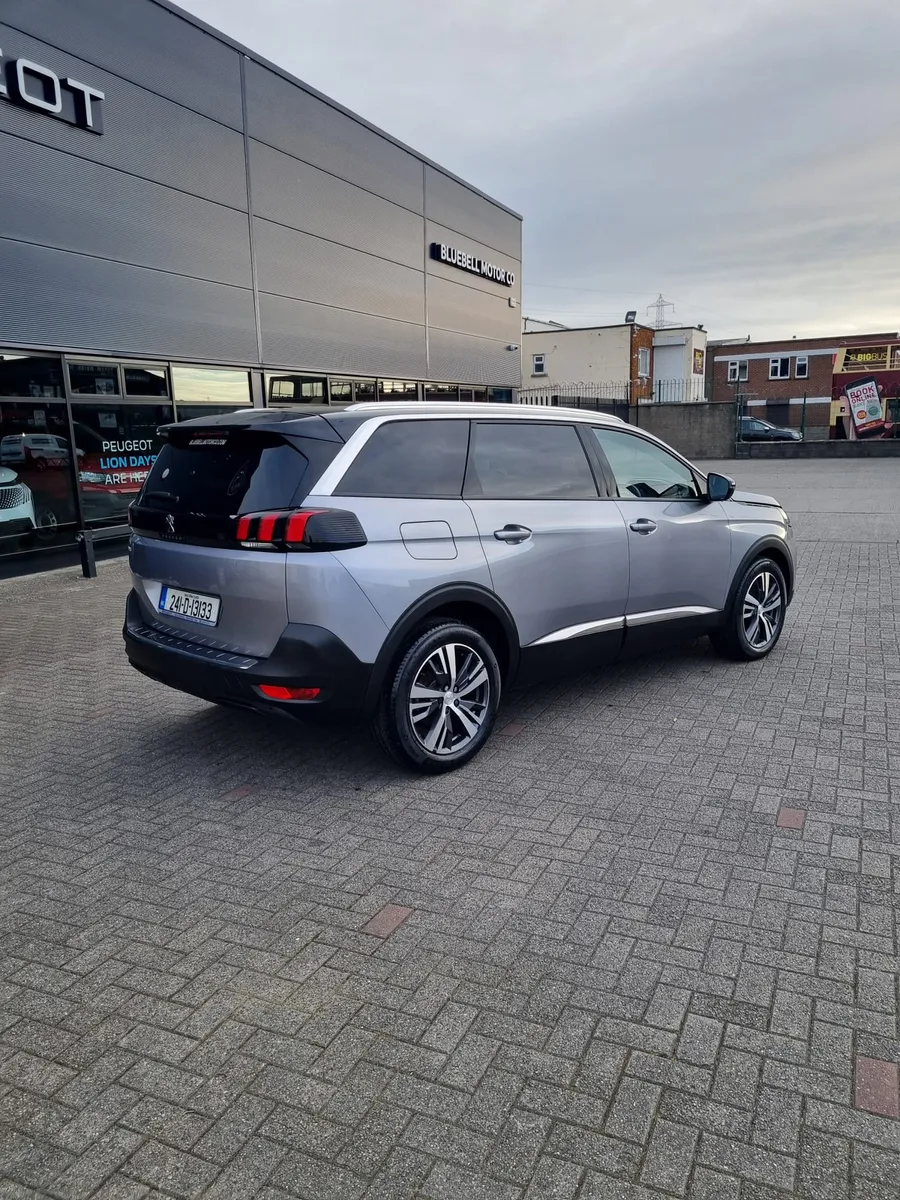 2024 Peugeot 5008 Allure 1.5d - Image 3