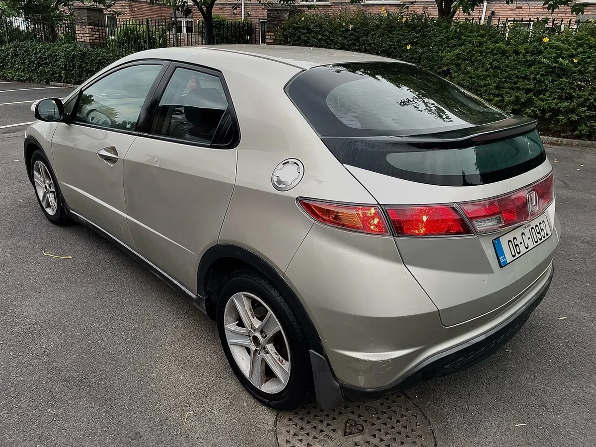 Honda civic 1.3  Nct untill 22/03/2026 - Image 4